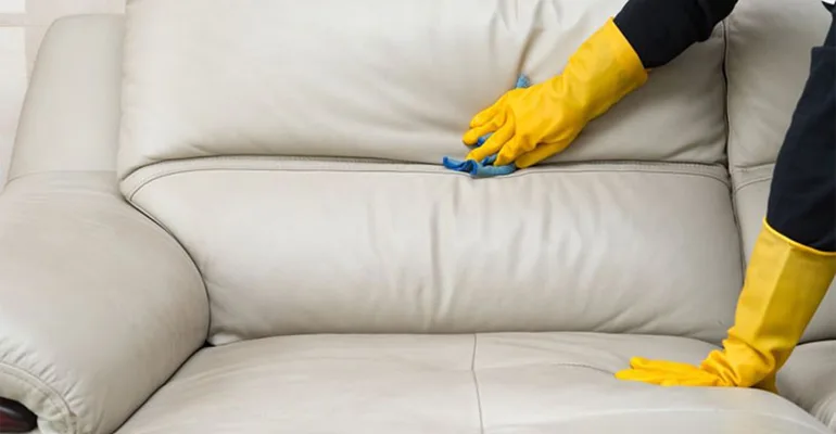 چگونه مبل چرم را تمیز کنیم؟